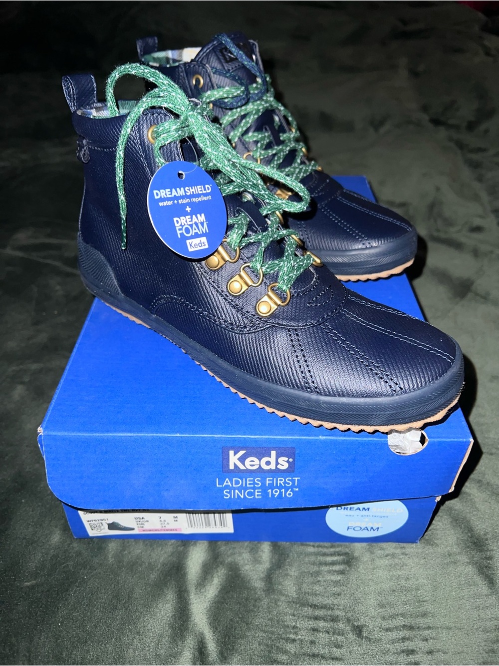 Keds - Size 7 - Navy Hiking Style Boots with Green Laces - NWT!